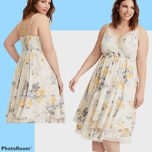 Torrid Floral and Lace Dress -sz 4